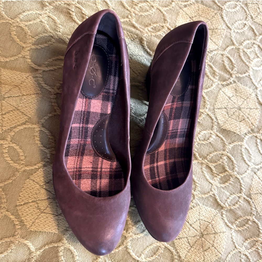 B.O.C Brown pump with low heel